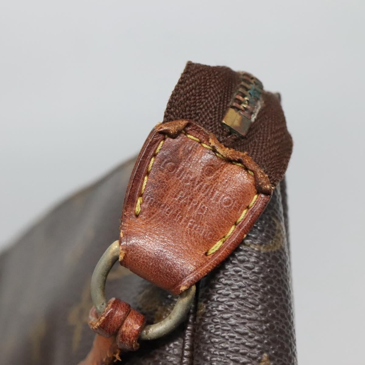 Louis Vuitton Pochette Accessoires – Monogram Canvas