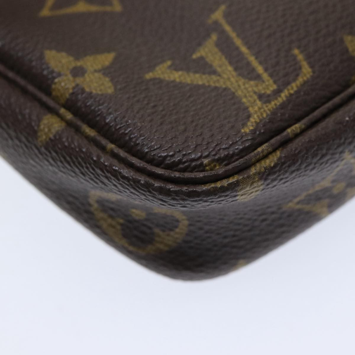 Louis Vuitton Pochette veske i Monogram Canvas mønster