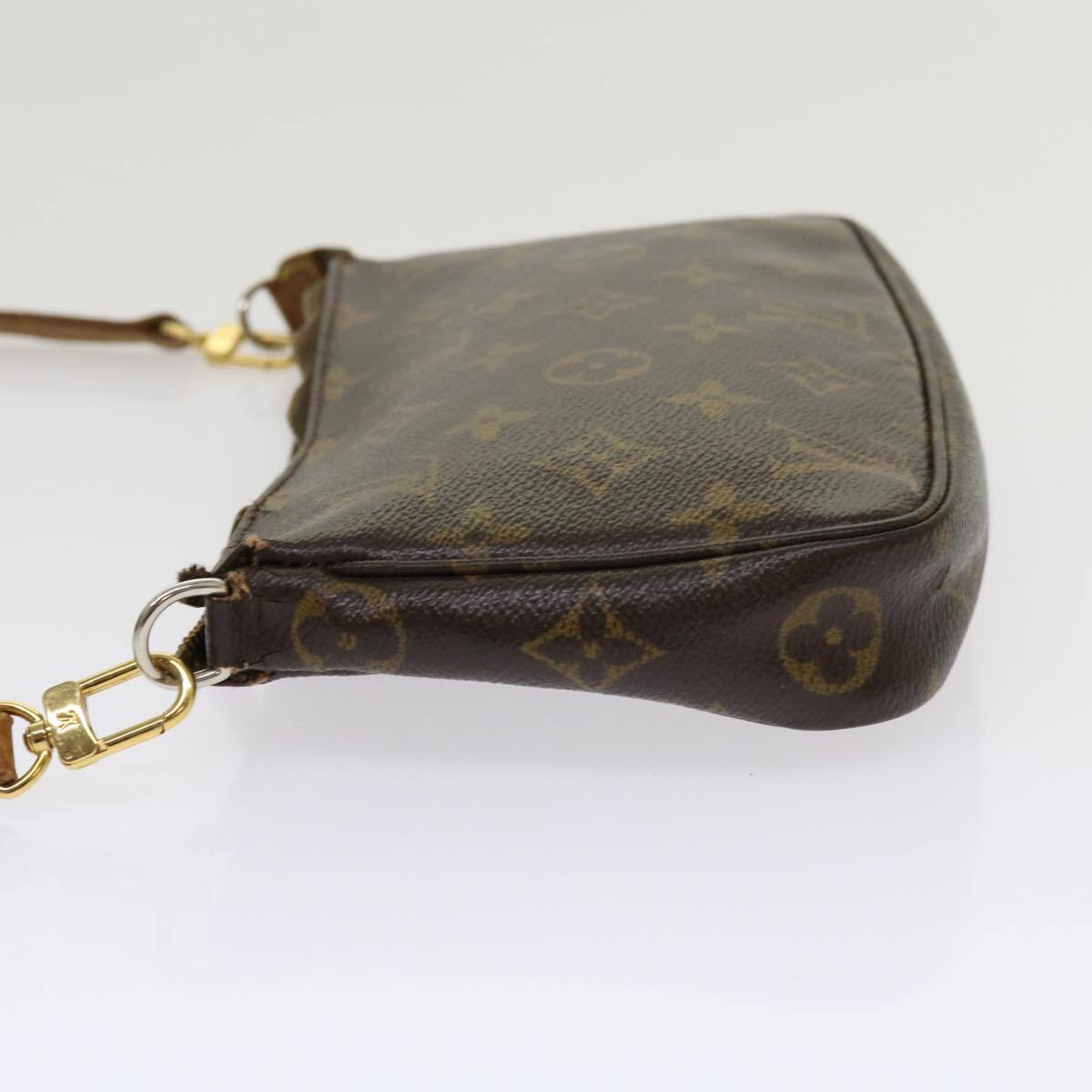 Louis Vuitton Pochette veske i Monogram Canvas mønster
