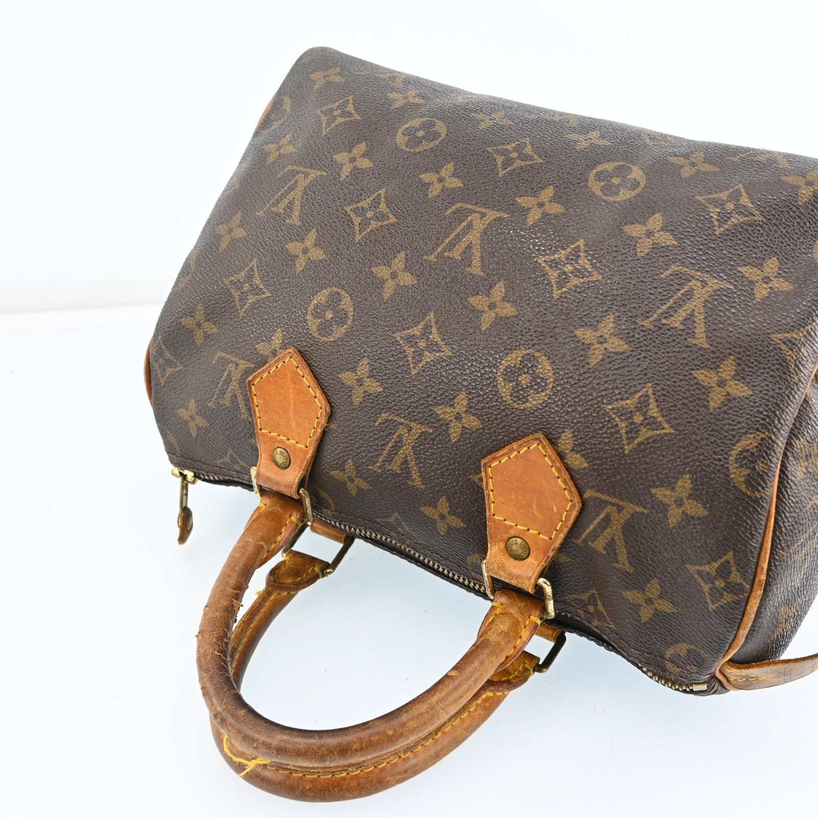 Louis Vuitton Speedy