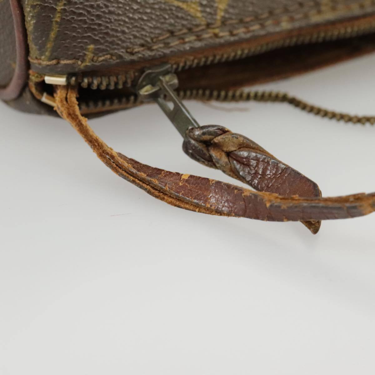 Louis Vuitton Papillon Pouch – Monogram Canvas
