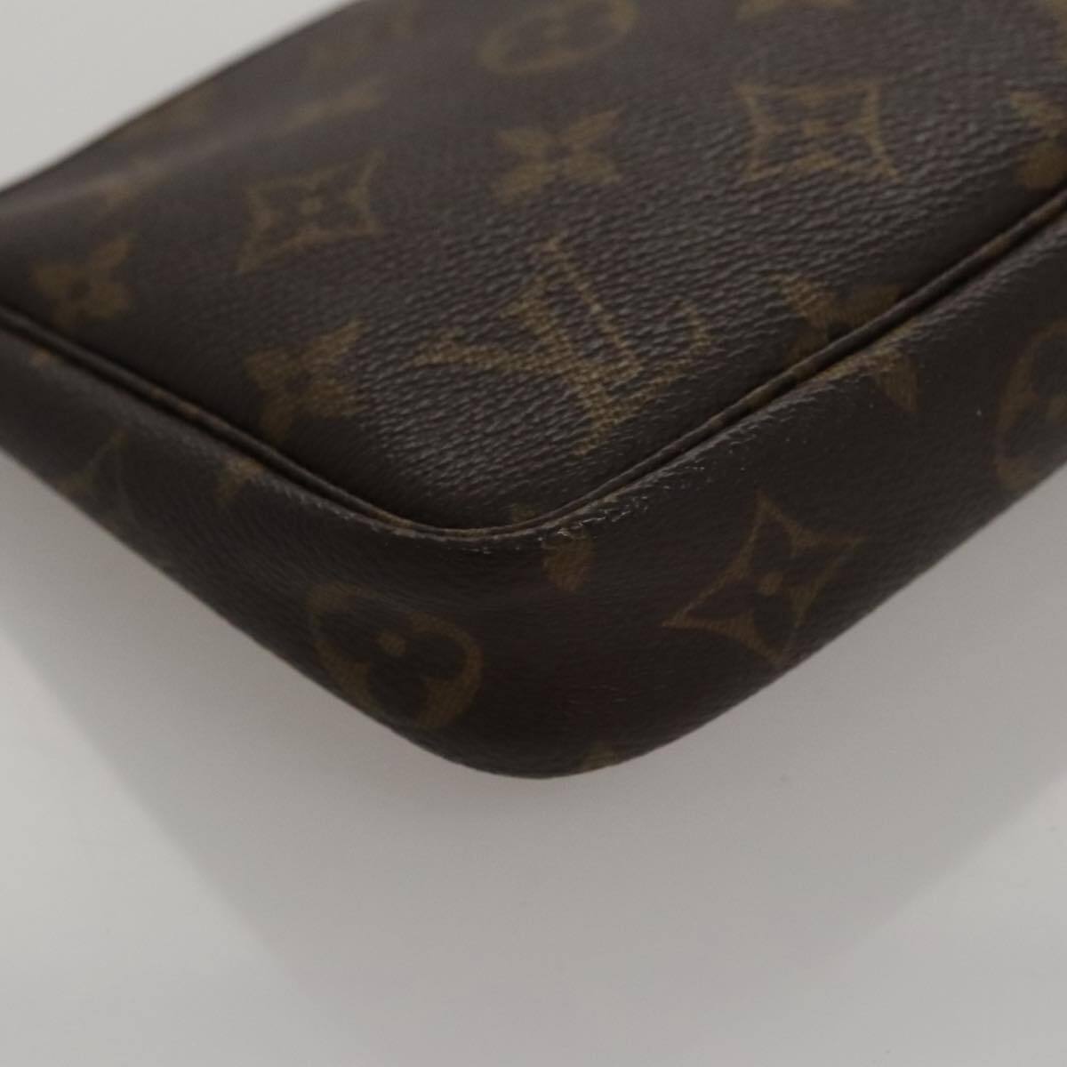 Louis Vuitton Pochette veske i Monogram Canvas mønster