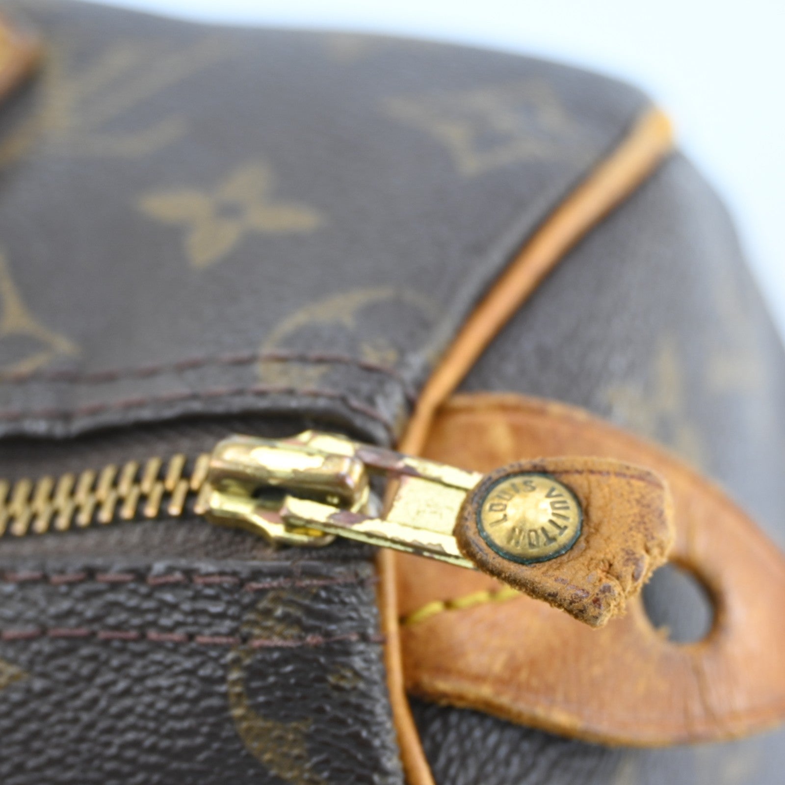 Louis Vuitton Speedy