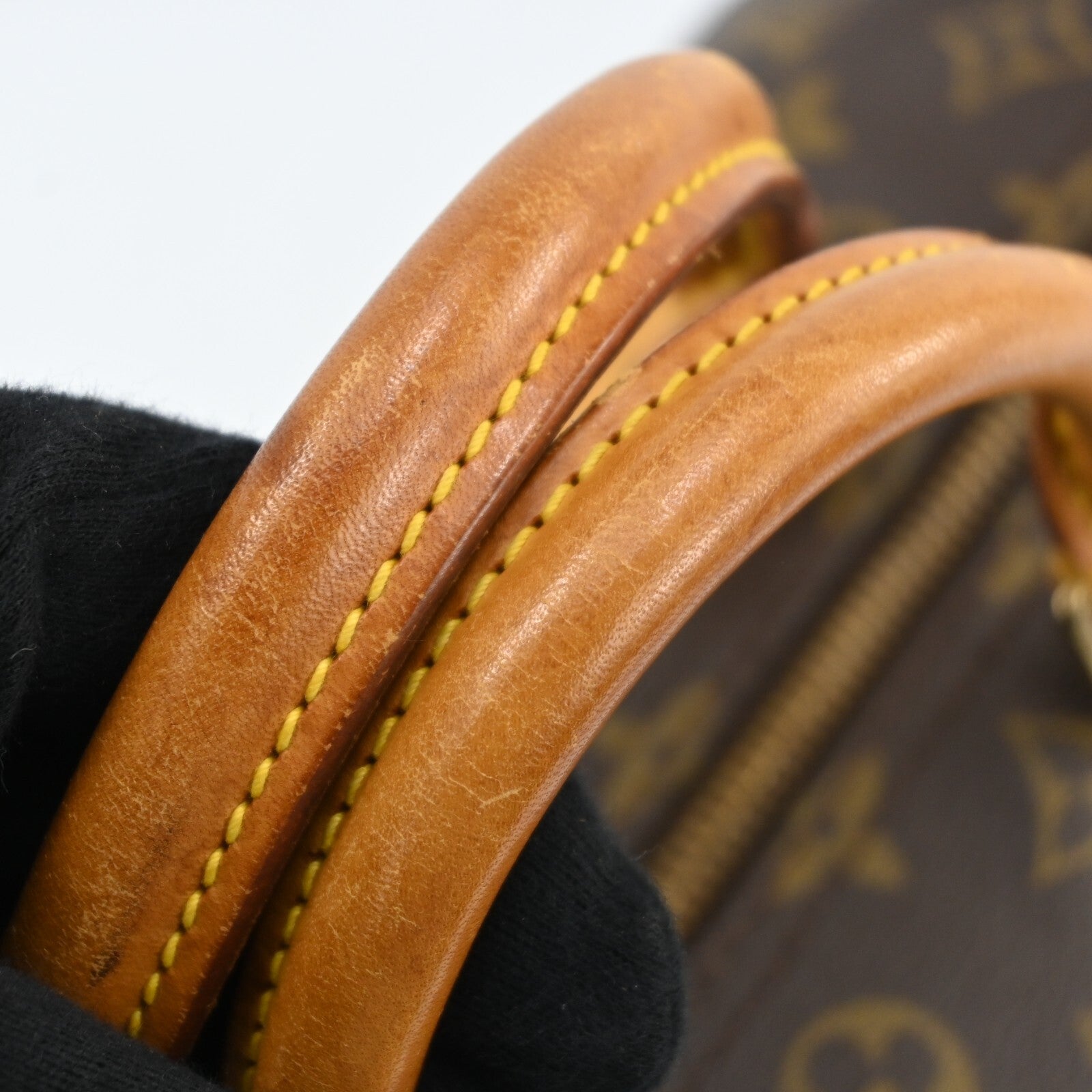 Louis Vuitton Speedy