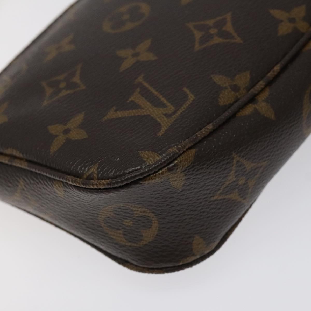 Louis Vuitton Pochette veske i Monogram Canvas mønster