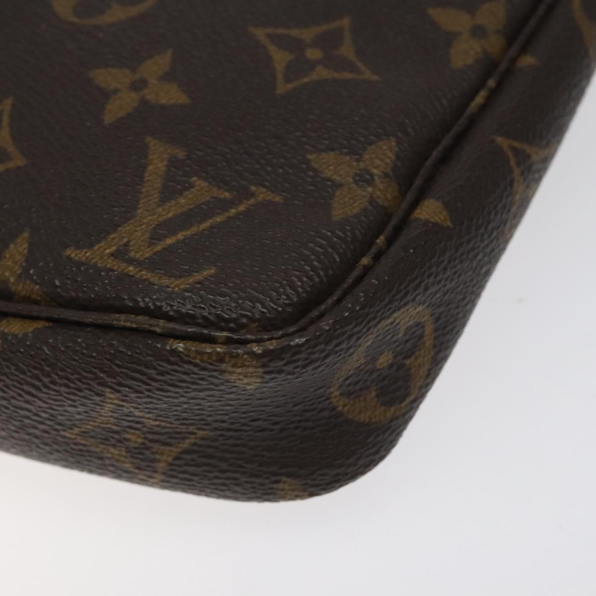 Louis Vuitton Pochette veske i Monogram Canvas mønster