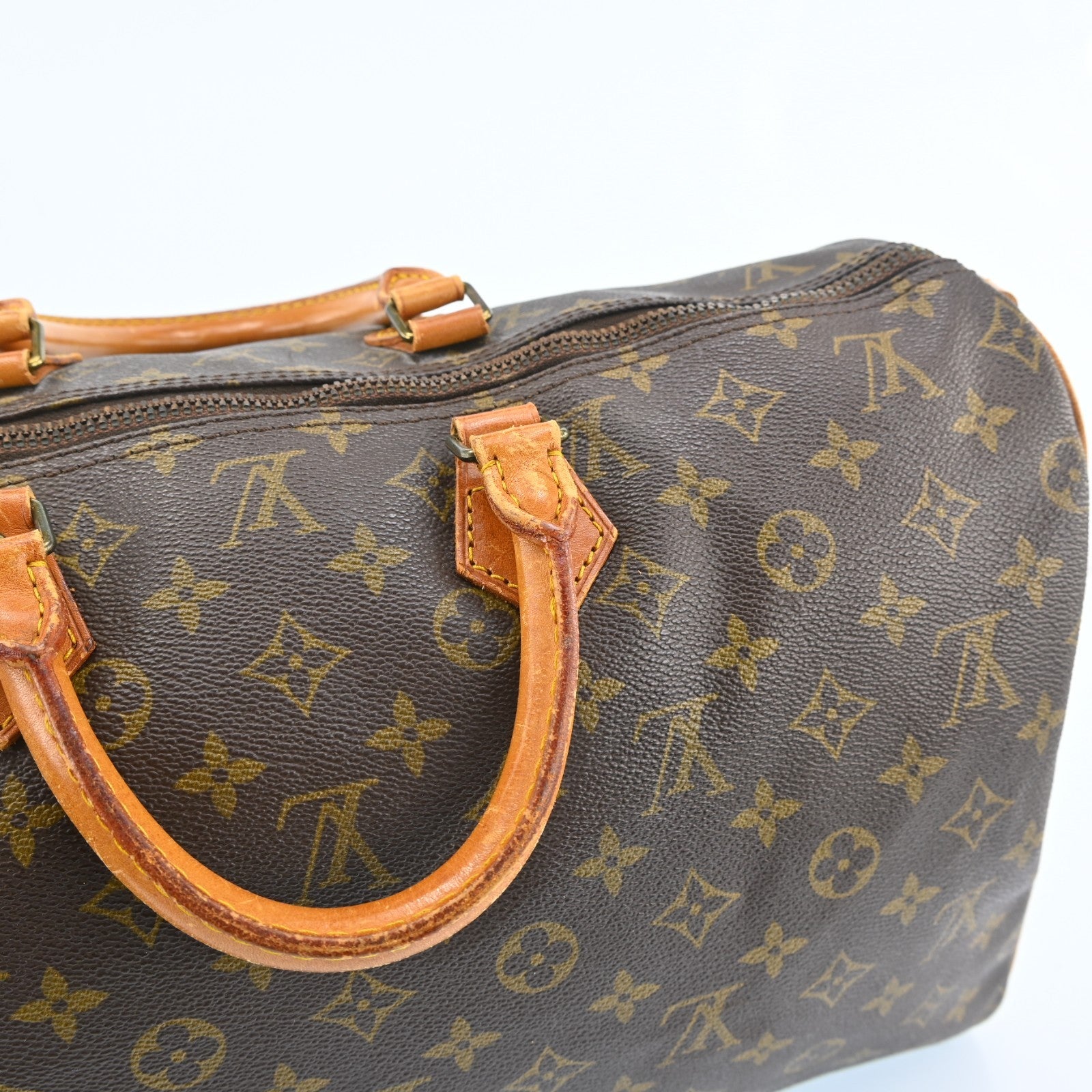 Louis Vuitton Speedy