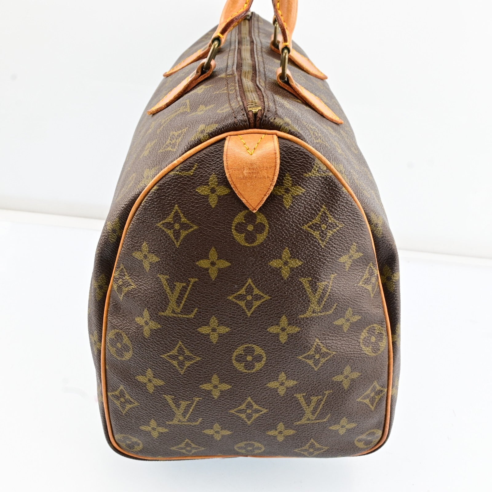 Louis Vuitton Speedy