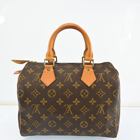 Louis Vuitton Speedy