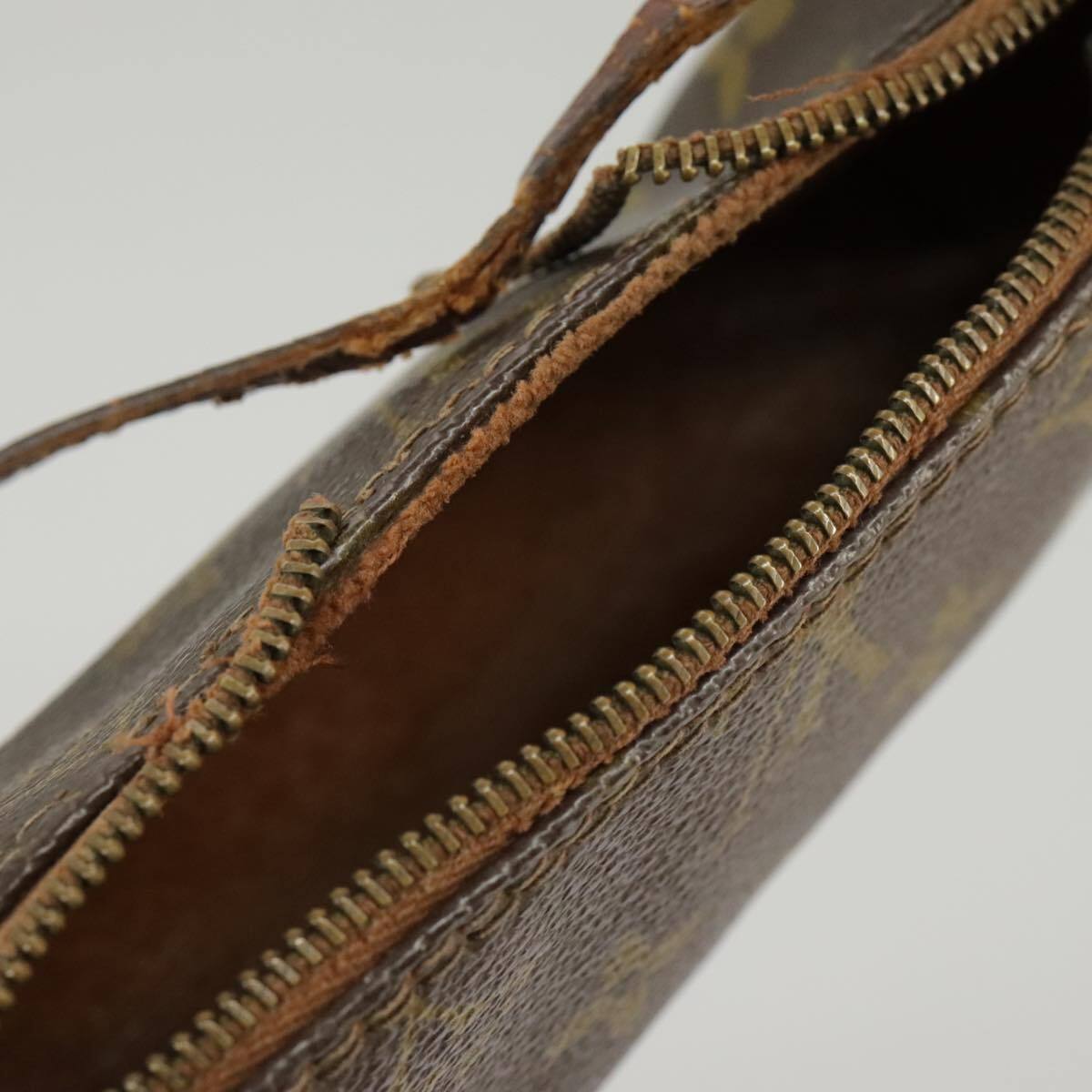 Louis Vuitton Papillon Pouch – Monogram Canvas