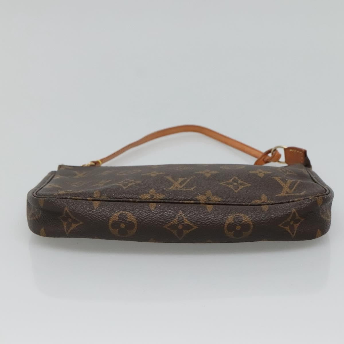 Louis Vuitton Pochette veske i Monogram Canvas mønster