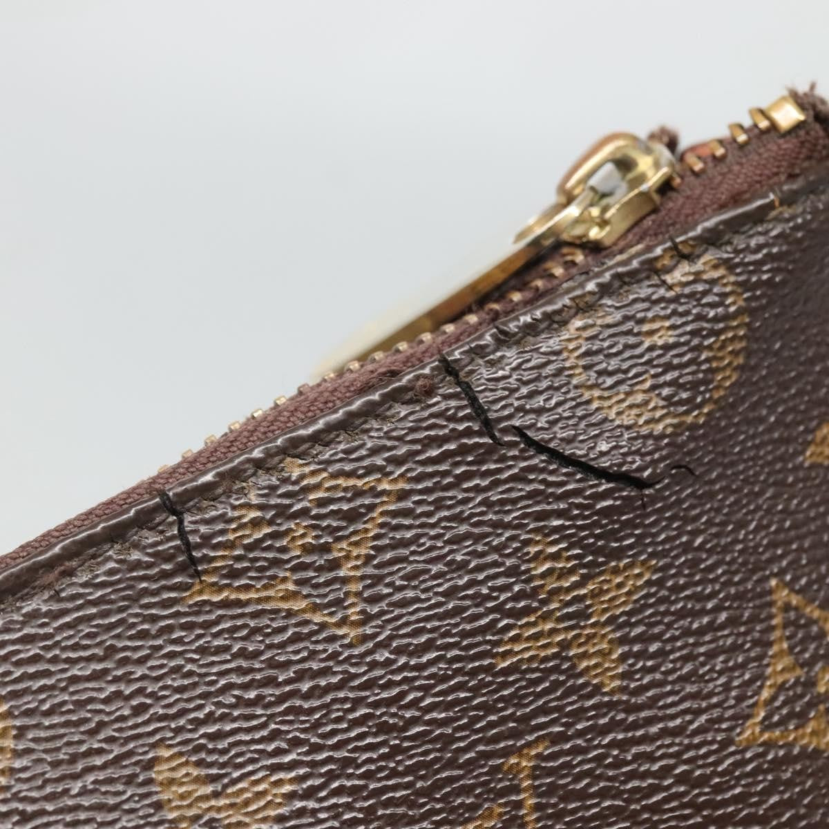 Louis Vuitton Totally MM Tote Bag – Monogram Canvas