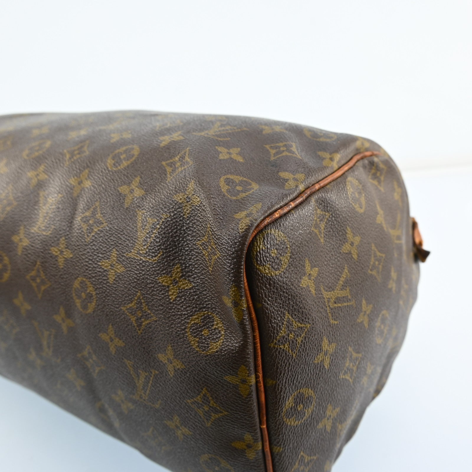 Louis Vuitton Speedy