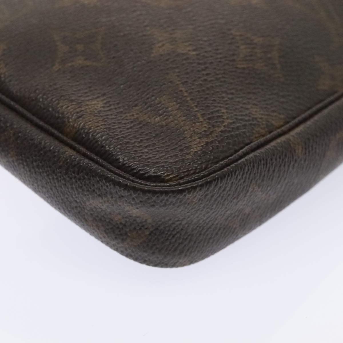 Louis Vuitton Pochette Bag – Monogram Canvas