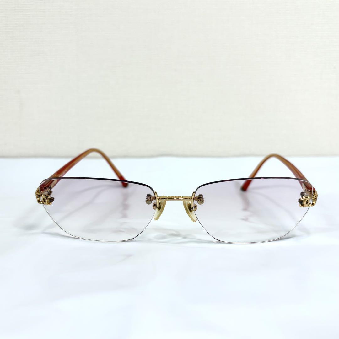 VINTAGE CHANEL SUNGLASSES