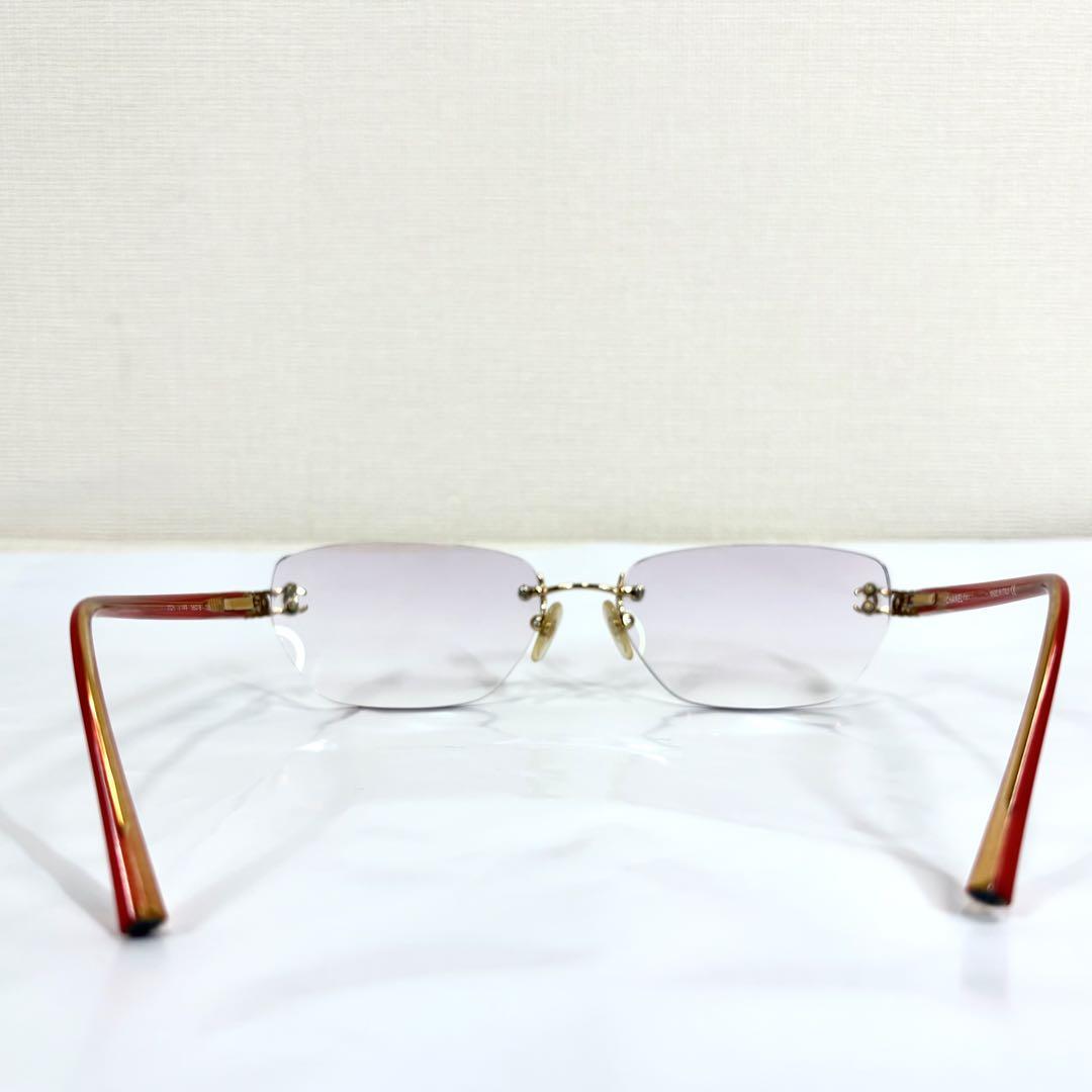 VINTAGE CHANEL SUNGLASSES