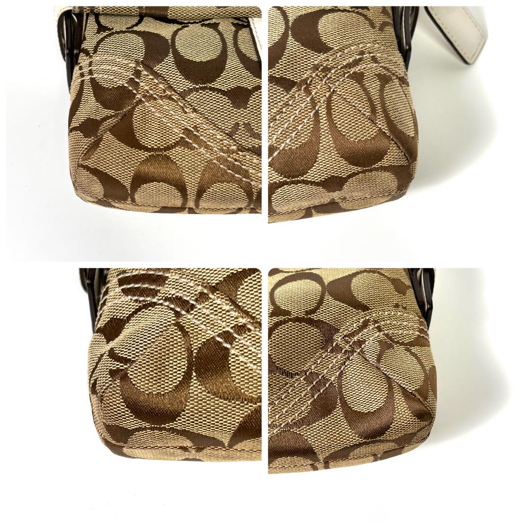 COACH SOHO SIGNATURE BAG
