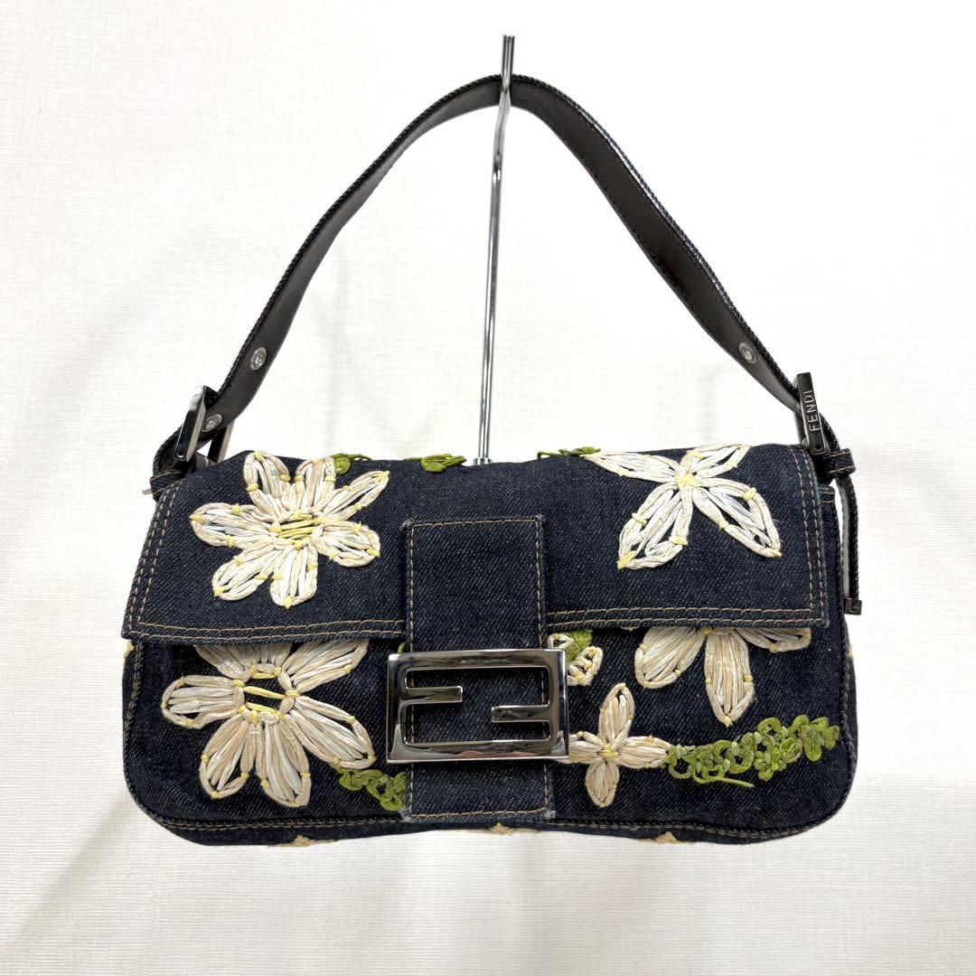 FENDI MAMMA BAGUETTE