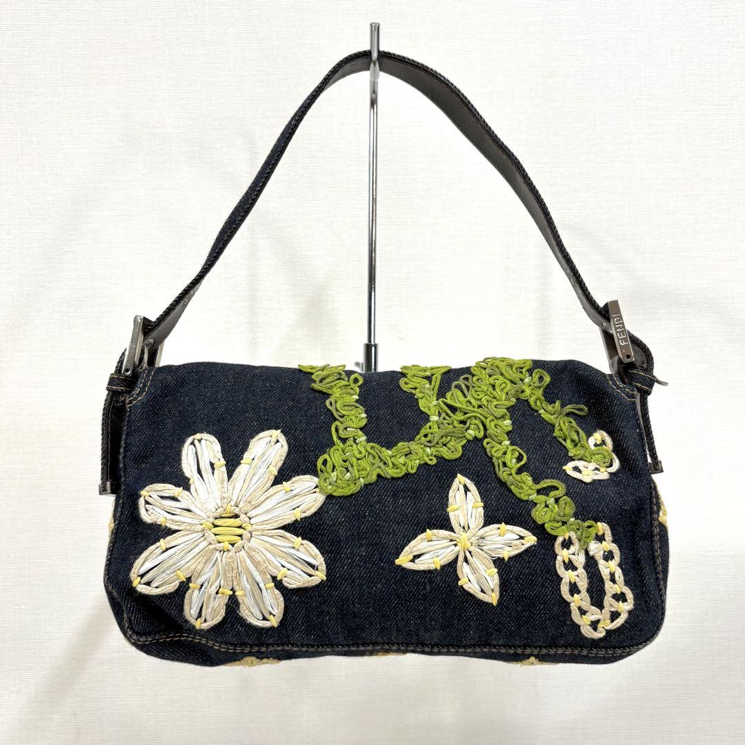 FENDI MAMMA BAGUETTE