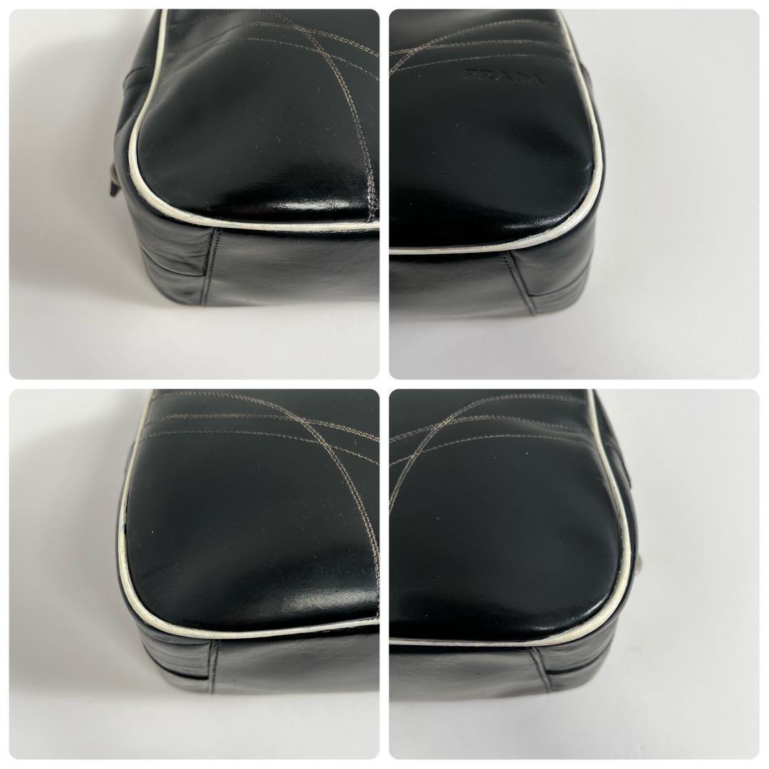 PRADA HANDBAG - VINTAGE
