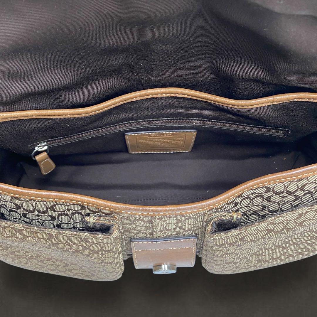 COACH SIGNATURE BAG