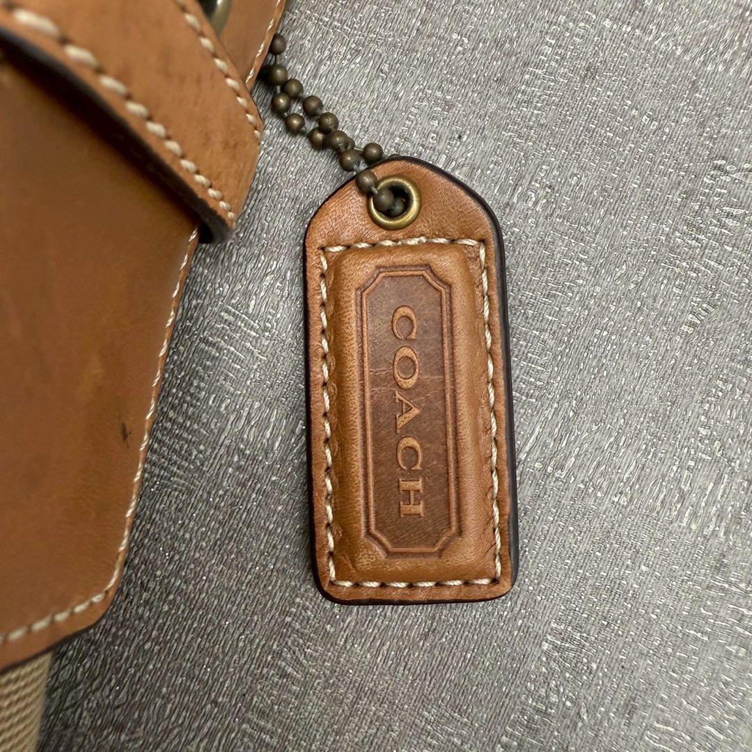 VINTAGE COACH SIGNATURE SHOULER BAG