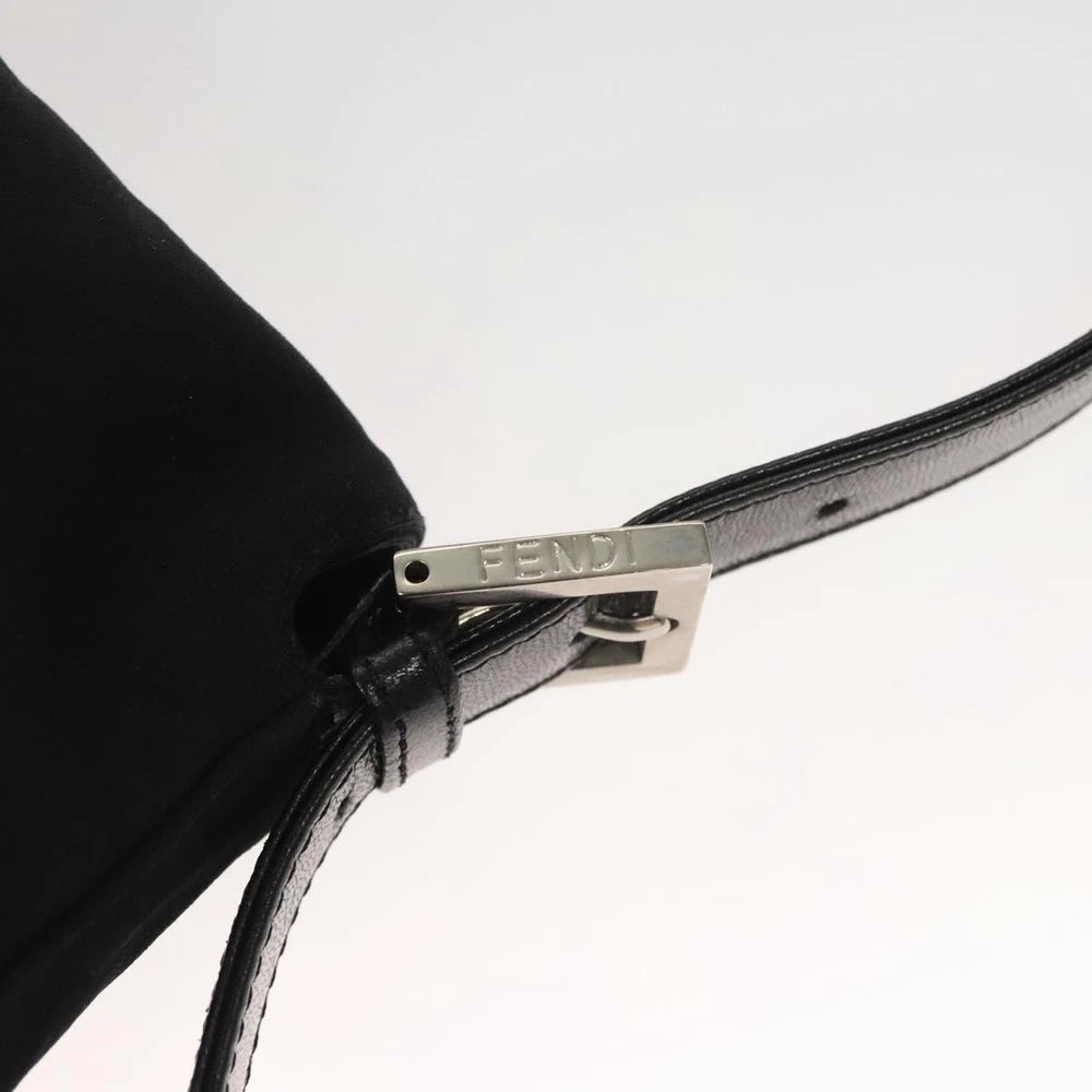 FENDI MAMMA BAGUETTE BLACK NYLON
