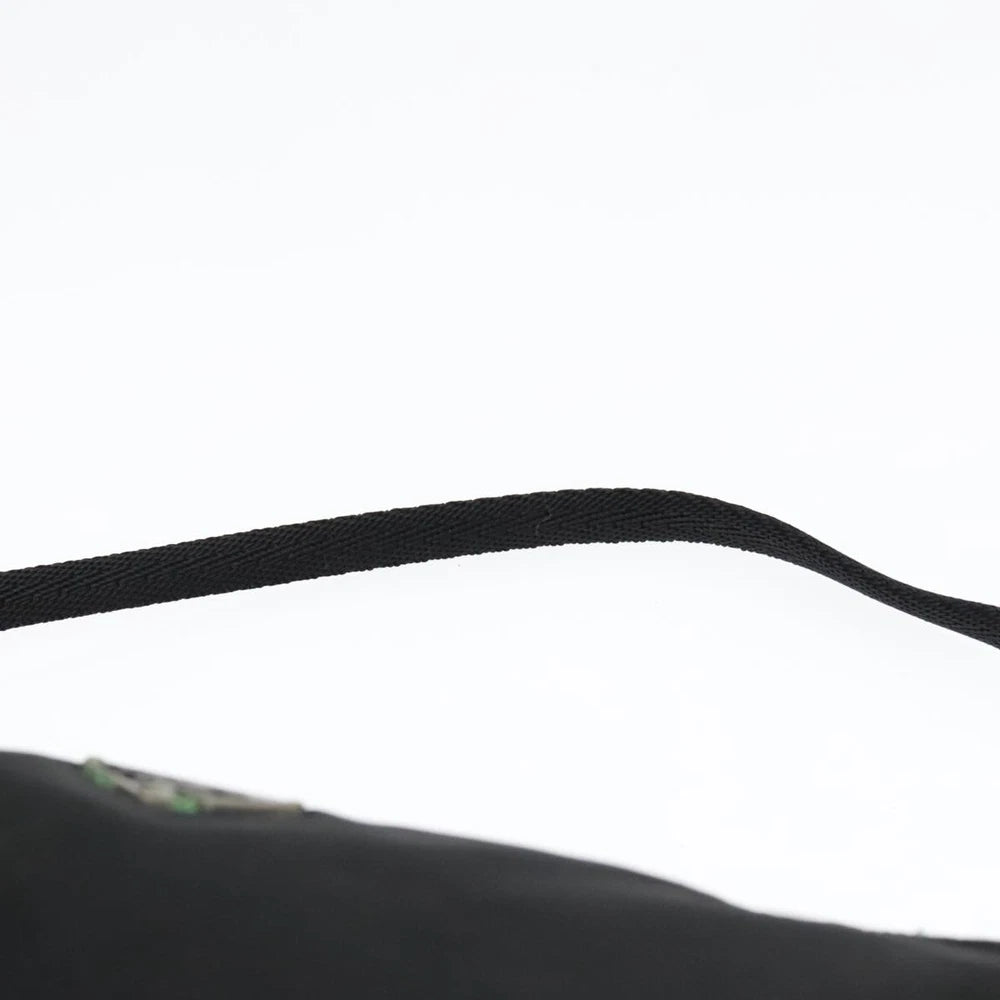 Svart Prada Nylon Veske