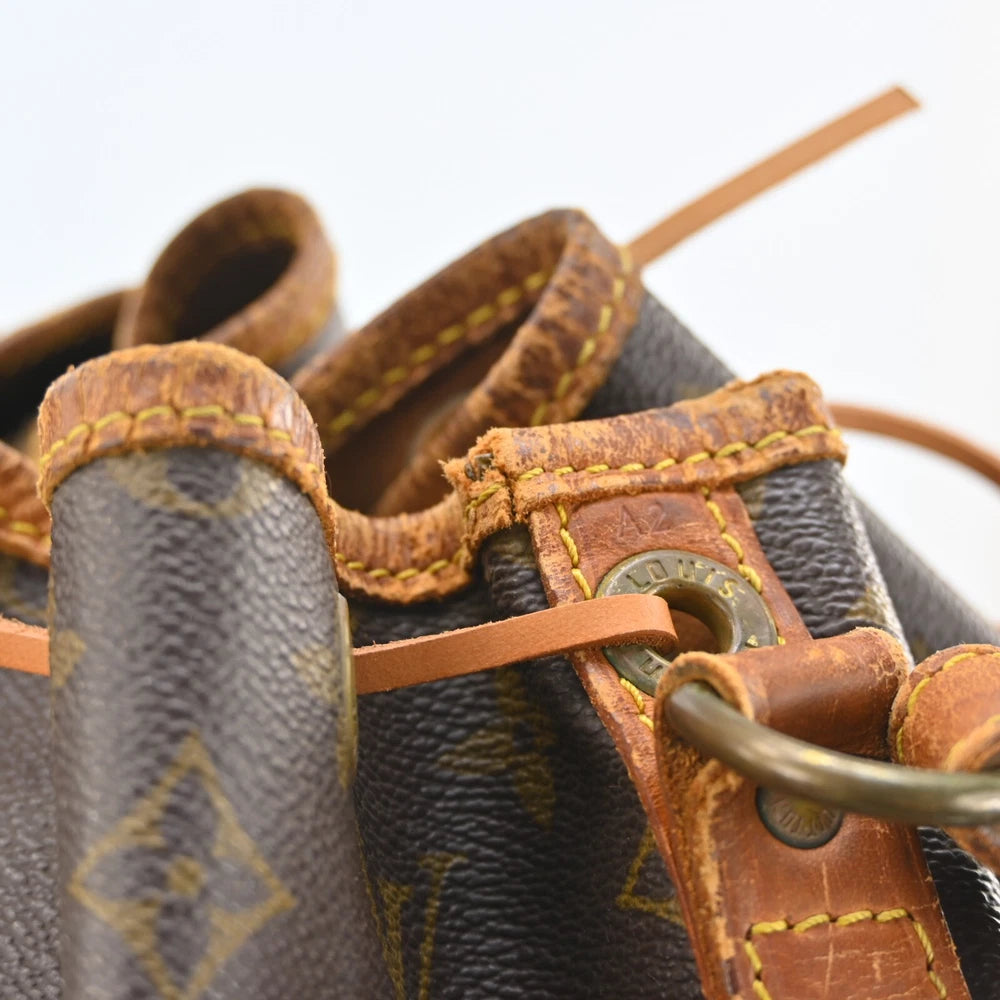 LOUIS VUITTON NOE BUCKET BAG MONOGRAM CANVAS