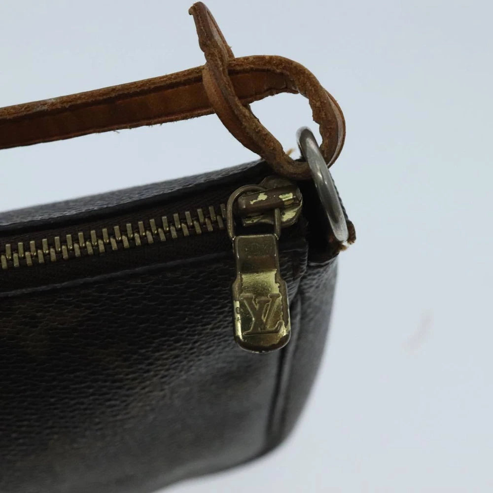 LOUIS VUITTON POCHETTE MONOGRAM CANVAS