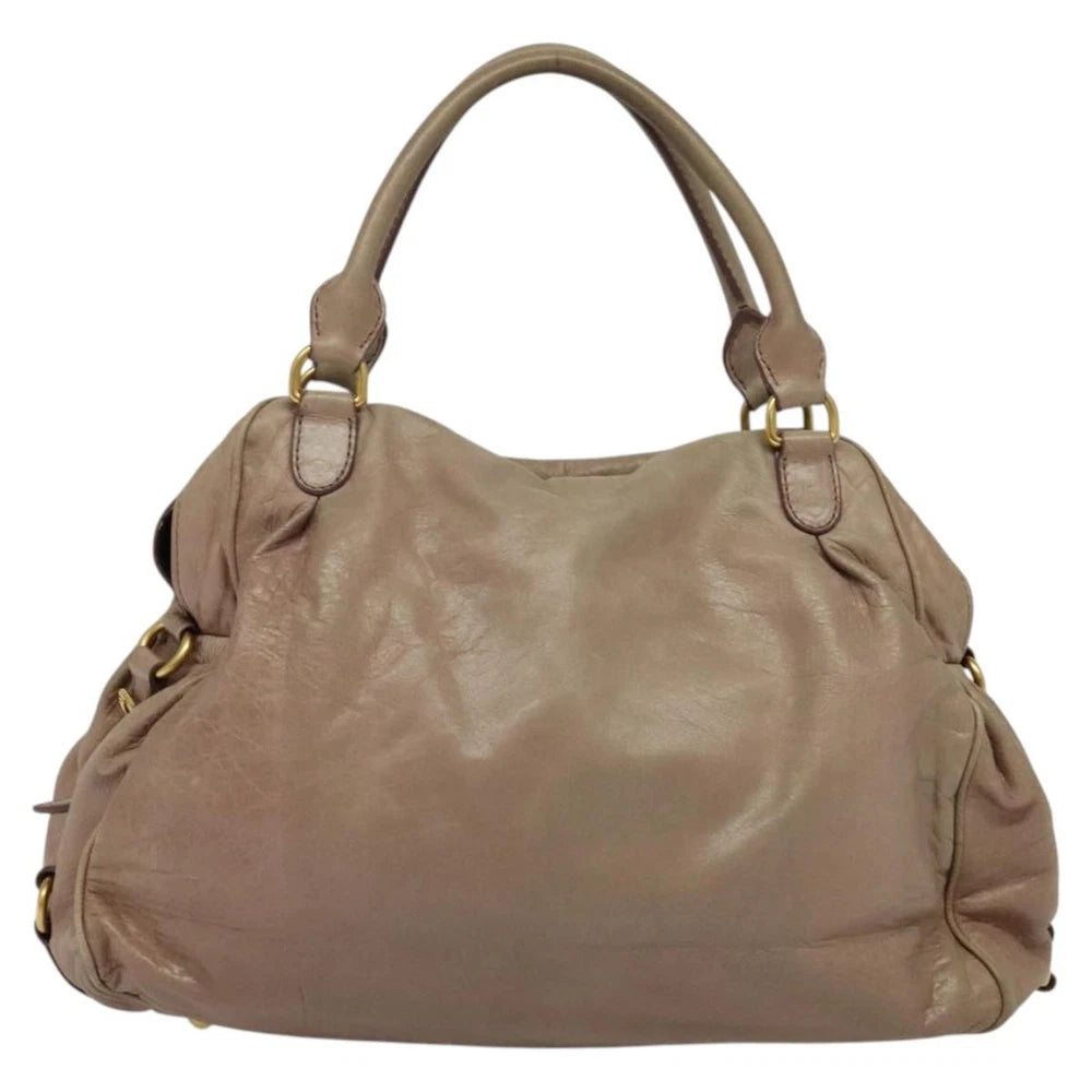 Beige Miu Miu Veske - Med Charm