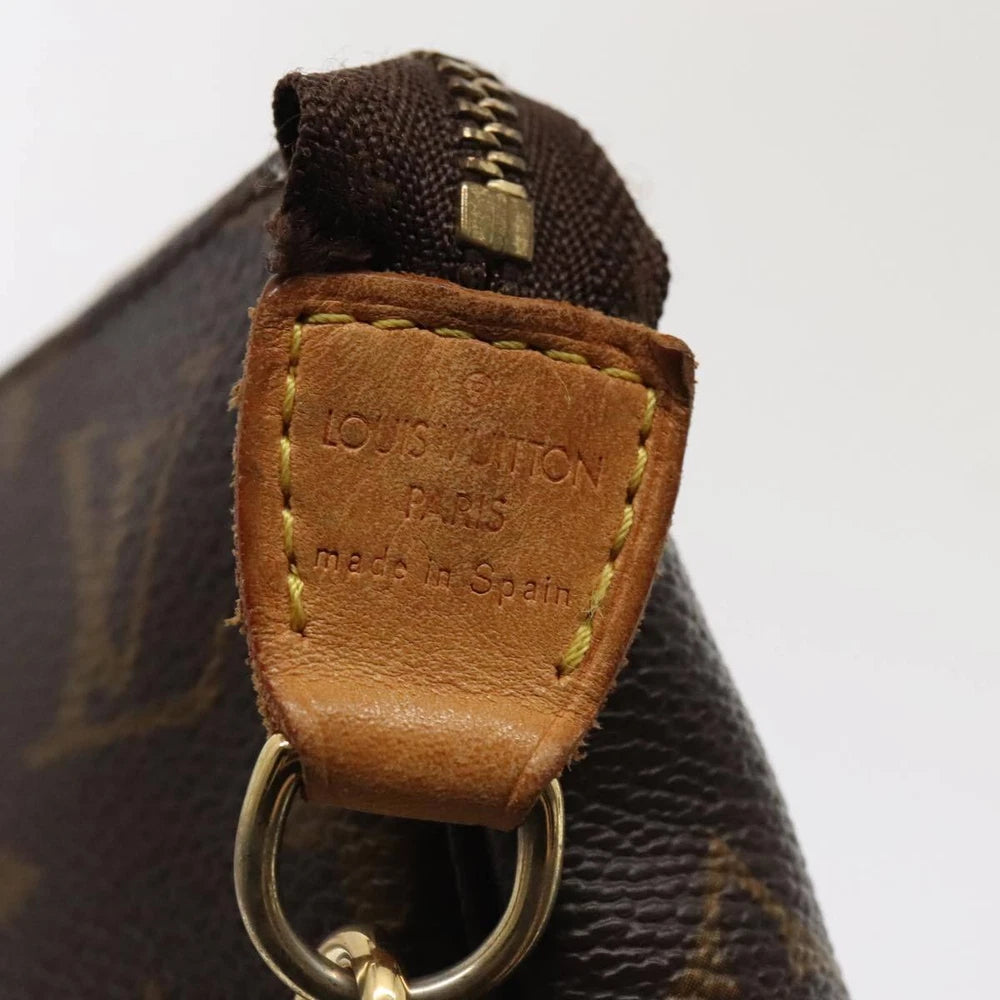 LOUIS VUITTON POCHETTE MONOGRAM CANVAS