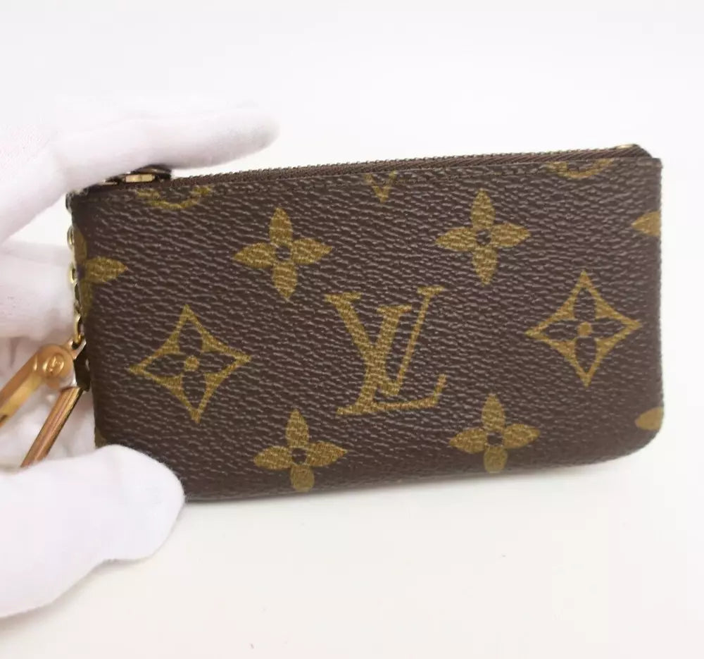 LOUIS VUITTON MONOGRAM KEY POUCH