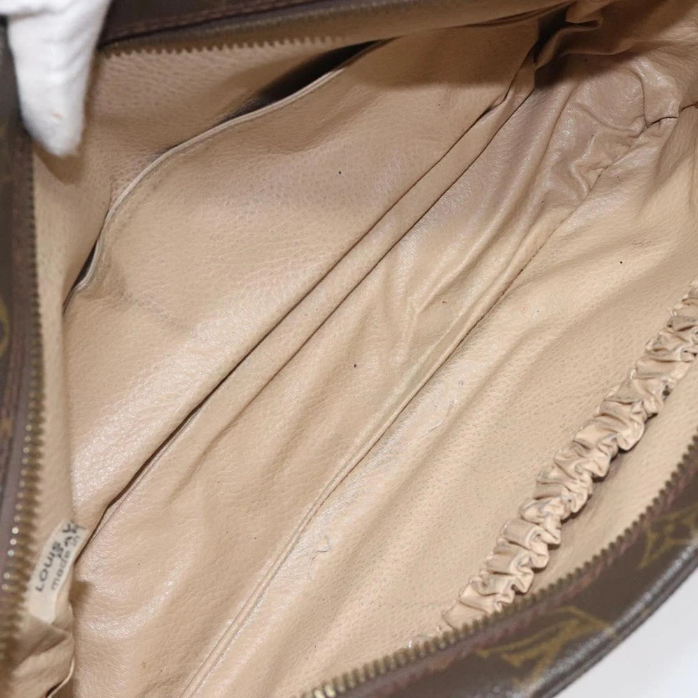 LOUIS VUITTON TROUSSE TOILETTE 28 MONOGRAM CANVAS