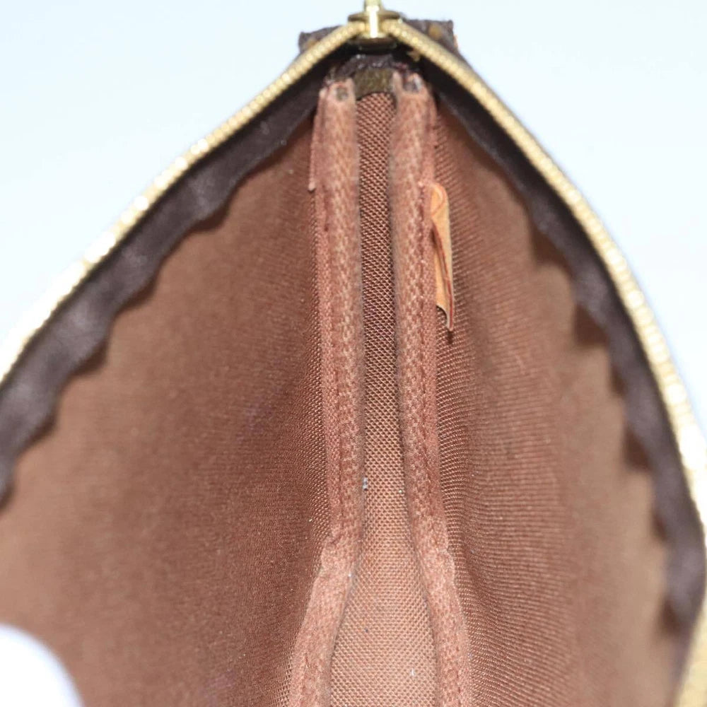 LOUIS VUITTON POCHETTE MONOGRAM CANVAS
