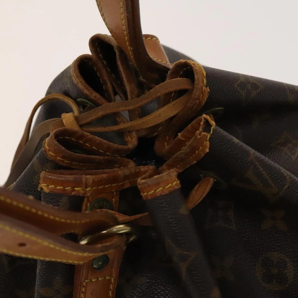 LOUIS VUITTON PETIT NOE BUCKET BAG MONOGRAM CANVAS