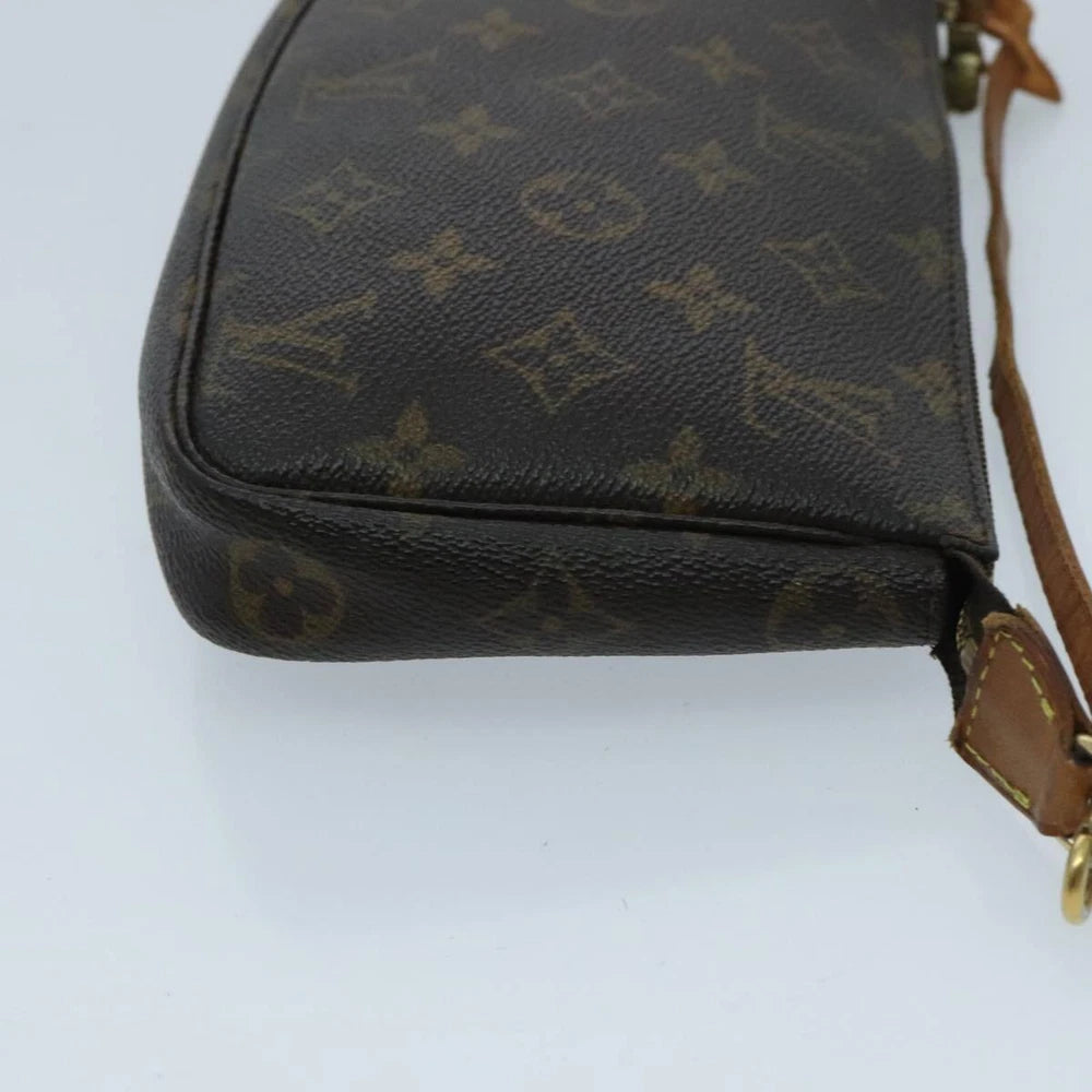 LOUIS VUITTON POCHETTE MONOGRAM CANVAS