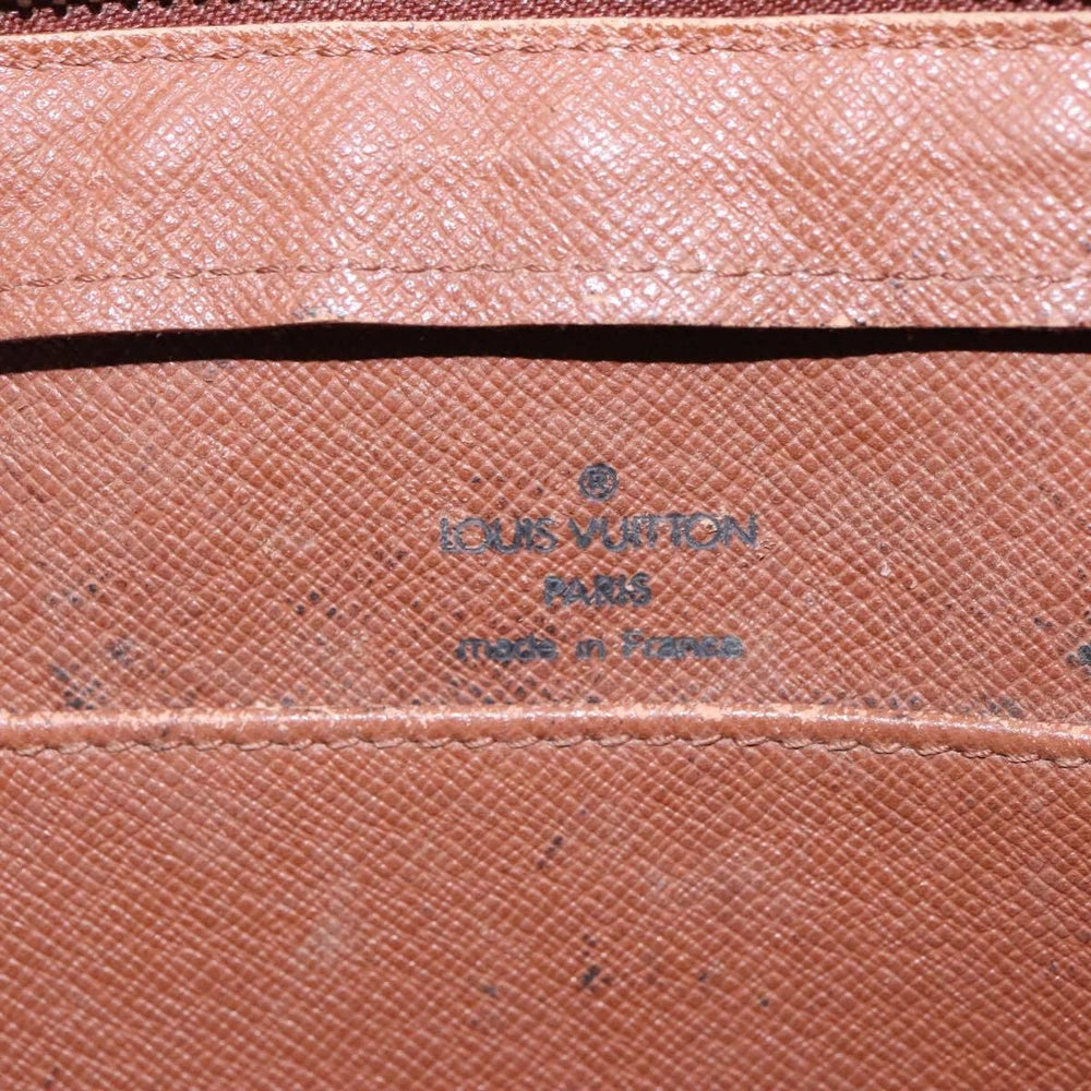 LOUIS VUITTON ORSAY CLUTCH MONOGRAM