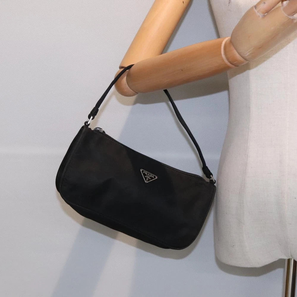 Svart Prada Nylon Veske