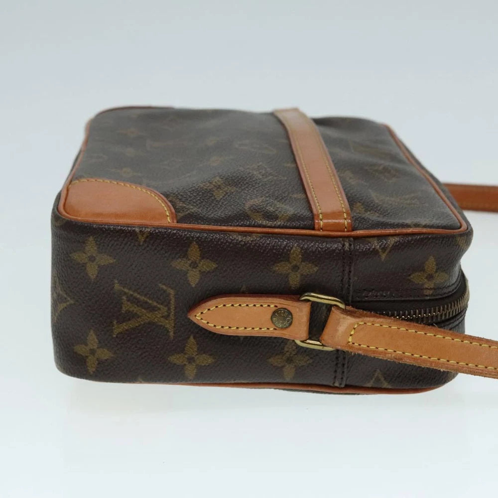LOUIS VUITTON TROCADERO 27 SHOULDER BAG