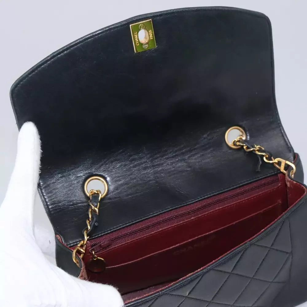 CHANEL MATELASSE CHAIN SHOULDER BAG