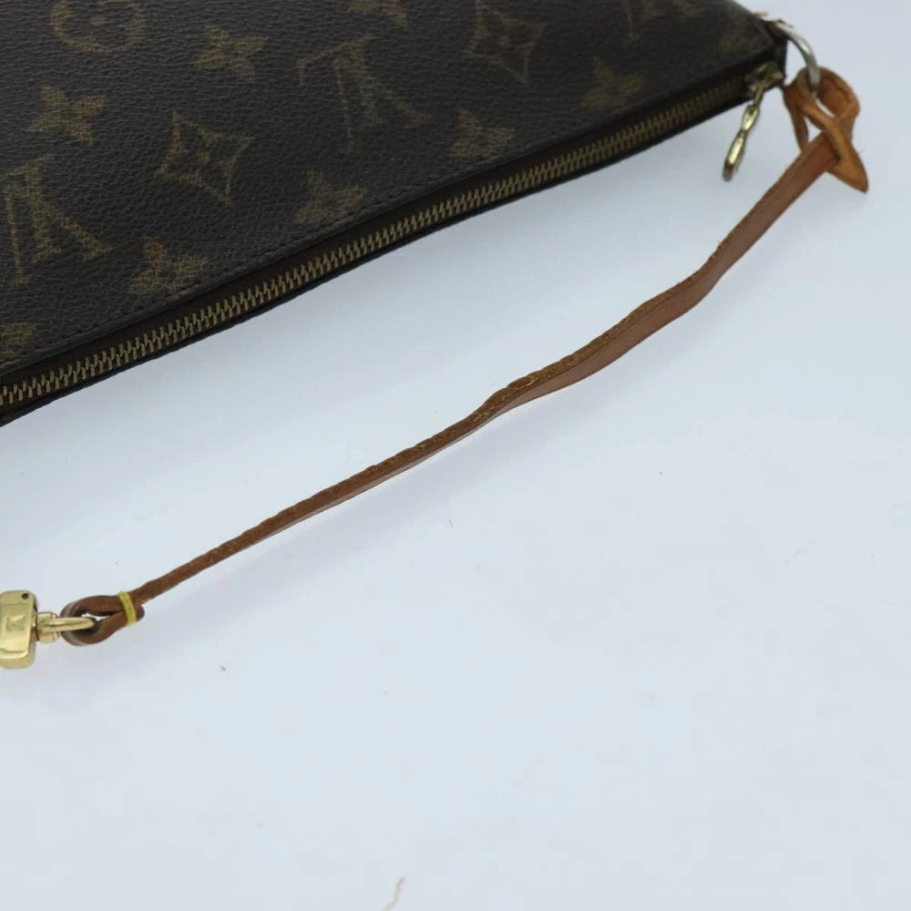 LOUIS VUITTON POCHETTE MONOGRAM CANVAS