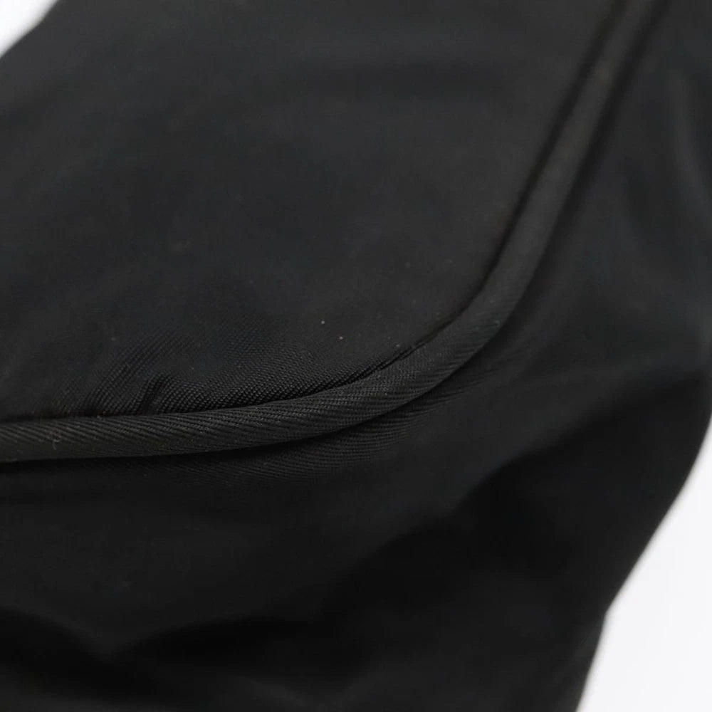 Svart Prada Nylon Veske