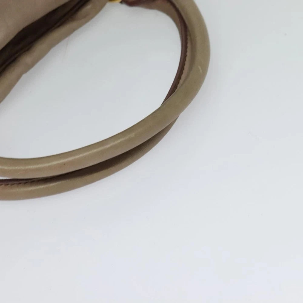 Beige Miu Miu Veske - Med Charm