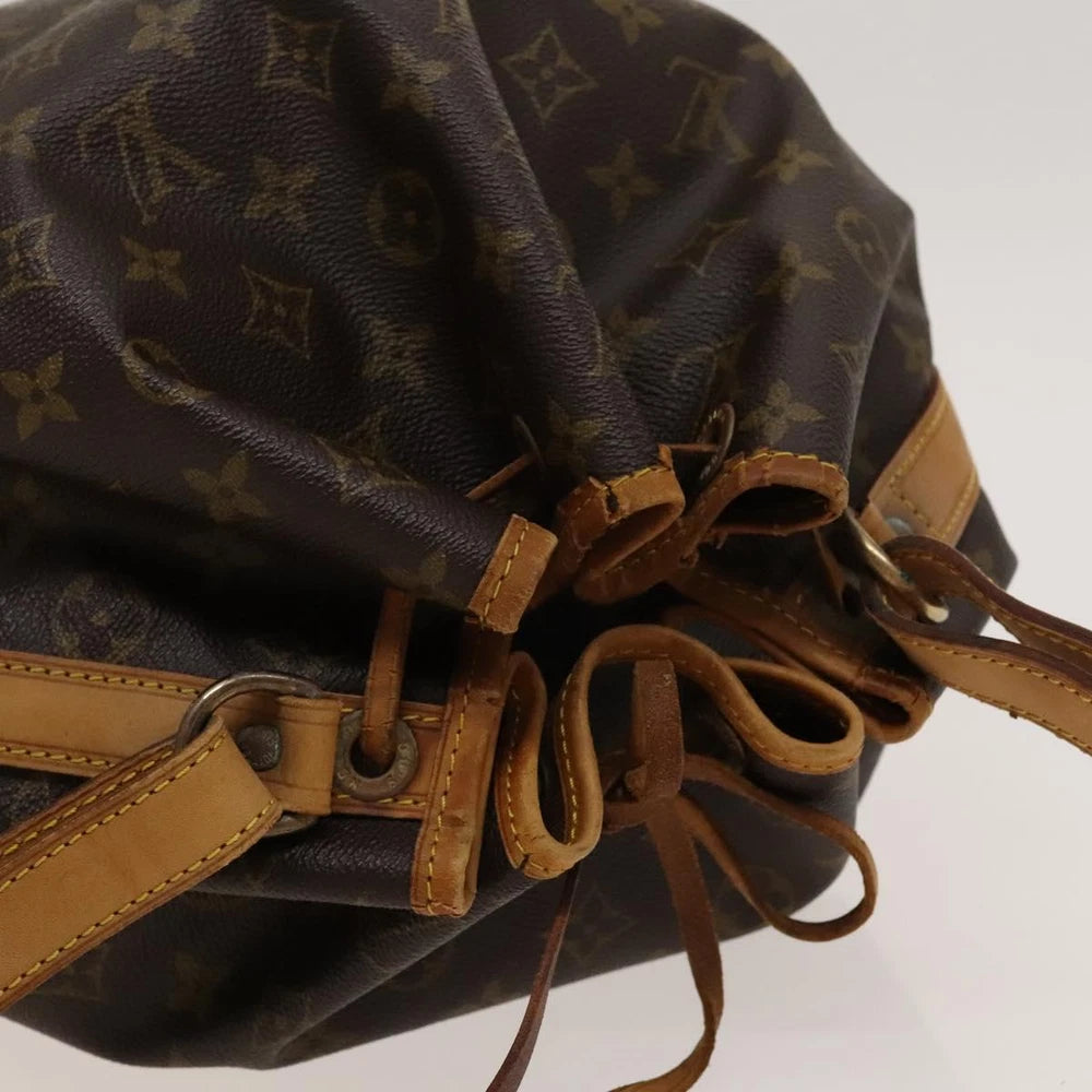 LOUIS VUITTON PETIT NOE BUCKET BAG MONOGRAM CANVAS