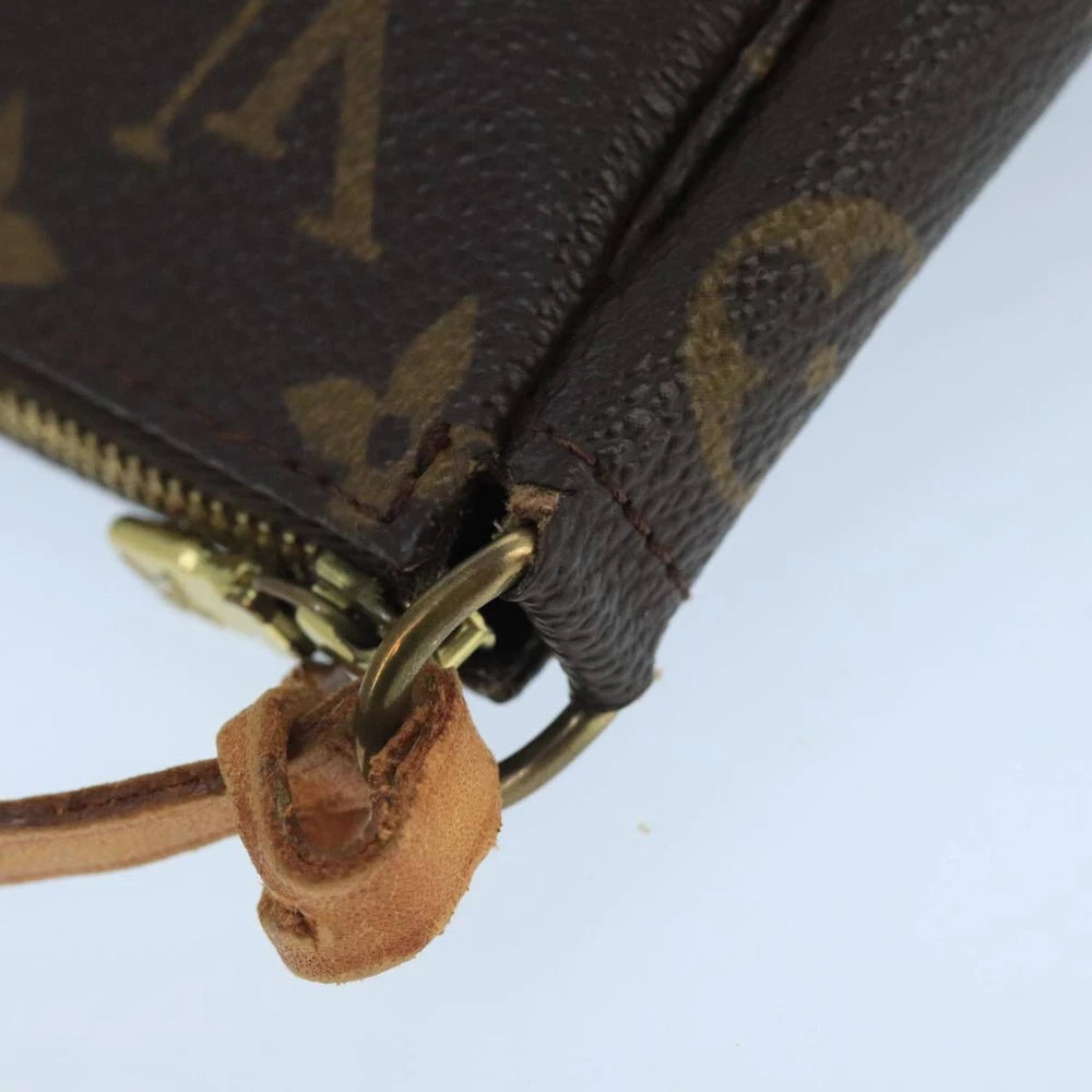 LOUIS VUITTON POCHETTE MONOGRAM CANVAS