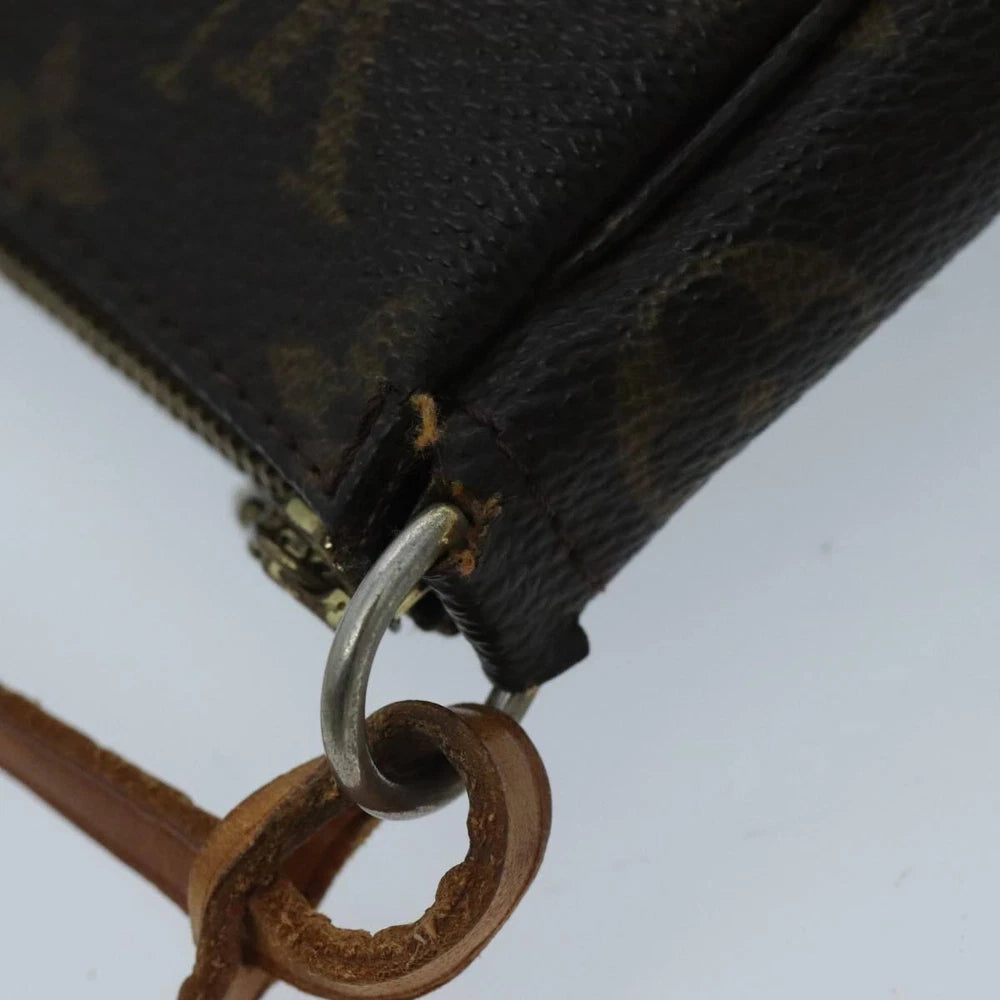 LOUIS VUITTON POCHETTE MONOGRAM CANVAS