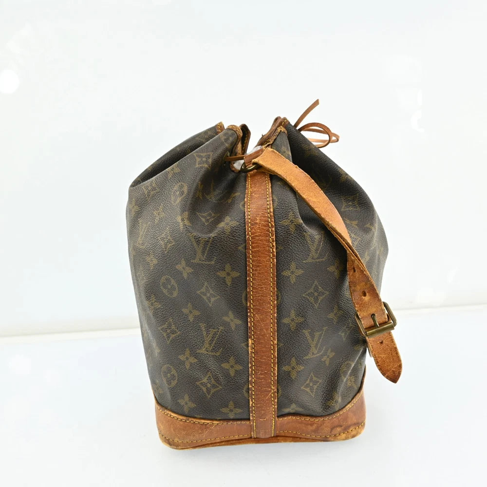 LOUIS VUITTON NOE BUCKET BAG MONOGRAM CANVAS