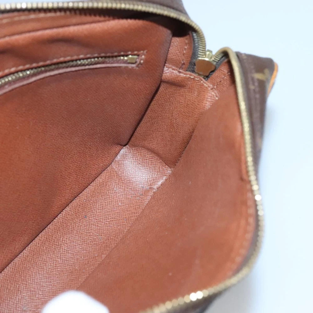 LOUIS VUITTON MARLY DRAGONNE GM CLUTCH MONOGRAM