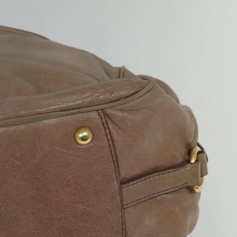 Beige Miu Miu Veske - Med Charm